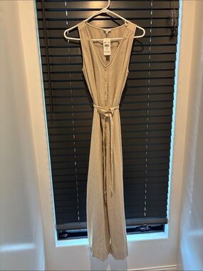 Splendid Beige Sleeveless Button-Front Jumpsuit with Tie Waist